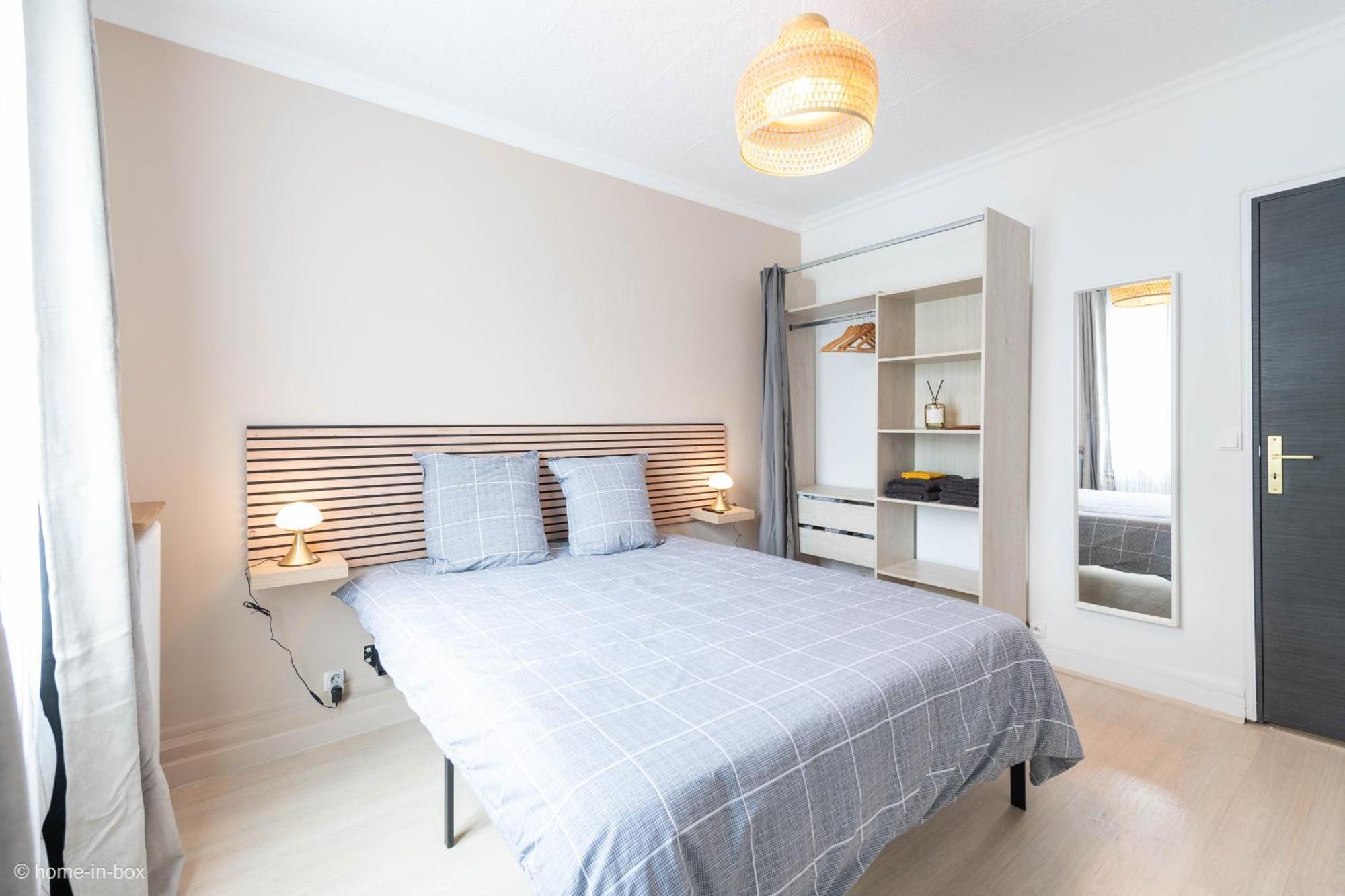 Nid Douillet Entre Paris Et Disney Vaires-sur-Marne Buitenkant foto